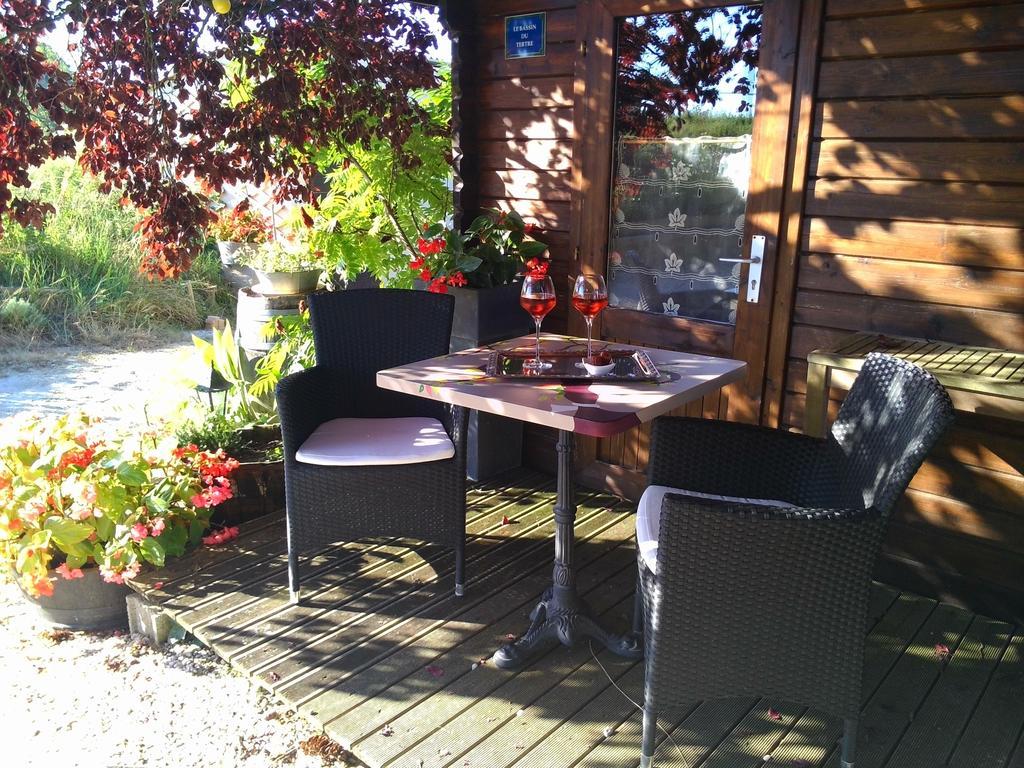 Le Bassin Du Tertre Bed & Breakfast Fronsac  Cameră foto